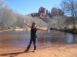 Rosy - Hiking along Oak Creek below Cathedral Rock
